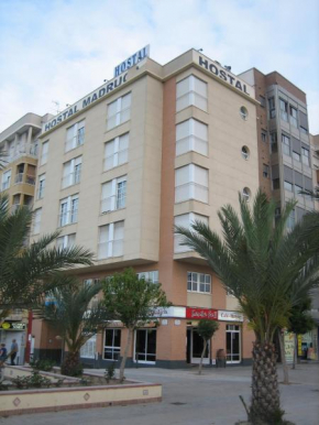 Отель Hostal Madruga  Эльче